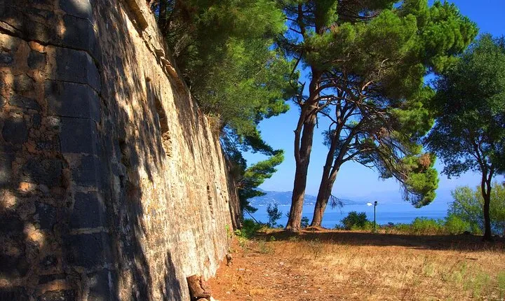 Private Self Guided Tour on Vidos Island