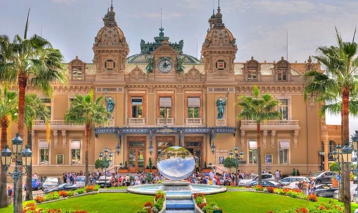 Experience an exciting day in Monaco private tour