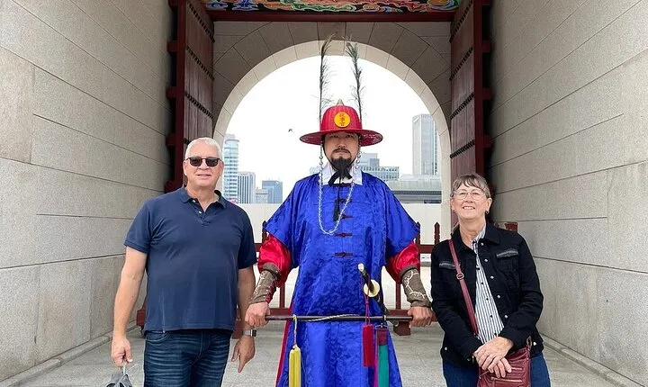Best Seoul City Tour (Gyeongbokgung Palace,Insadong,Namsan Tower)