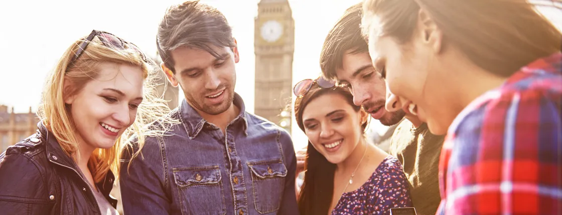 Self guided tour with interactive city game of London