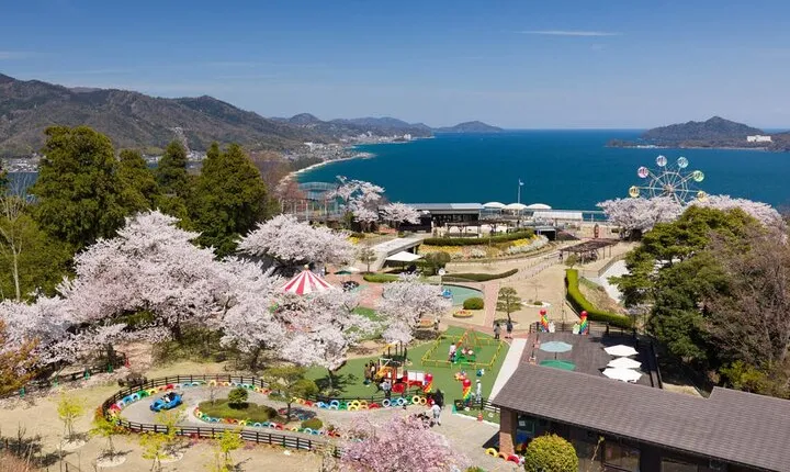 Amanohashidate And Ine Funaya One Day Tour from Osaka