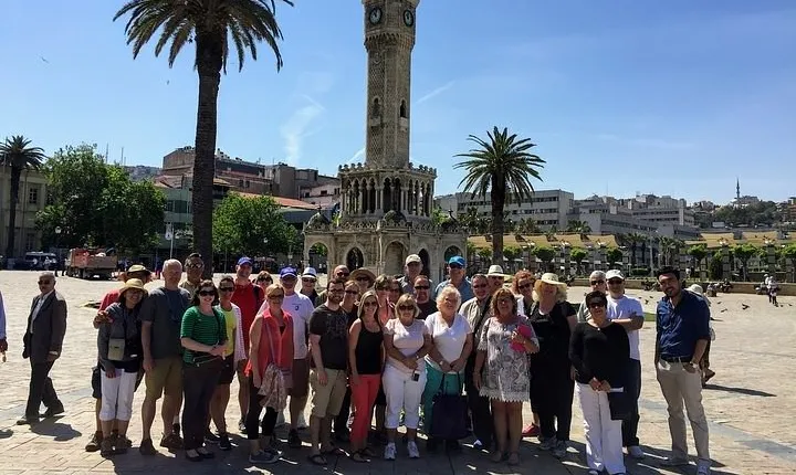 İzmir Tour by Khalid