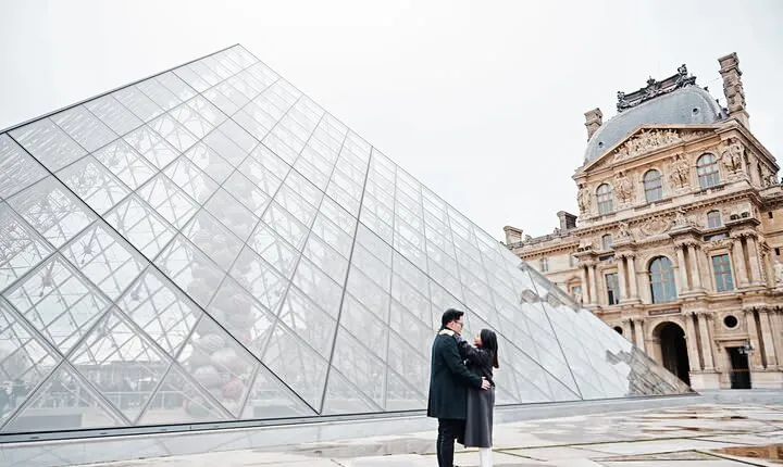 Paris Photo Tour with Professional Local Photographer