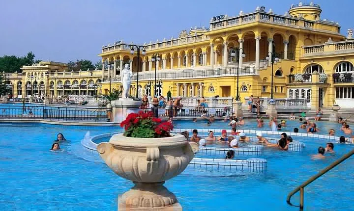 Super Saver:Széchenyi Spa Ticket with Cruise and Optional Dinner