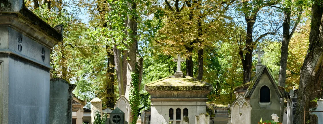 Père Lachaise Cemetery 2-hour private walking tour