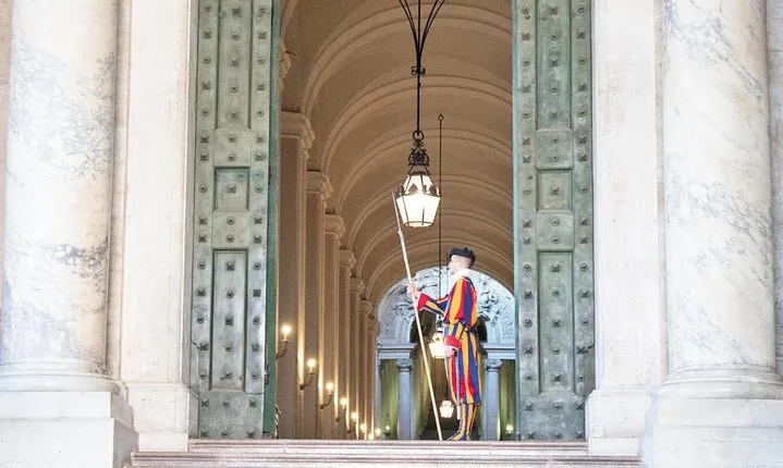 Wheelchair Accessible Sistine Chapel & Vatican Private Tour for Disable Visitors