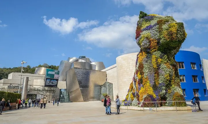 Year of Love in Bilbao: Self-Guided Romantic Puzzle Quest