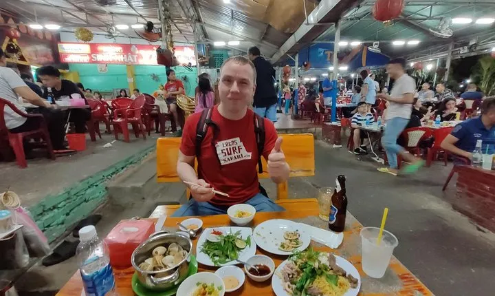 Saigon Night Street Food Tour (Bike The Night)