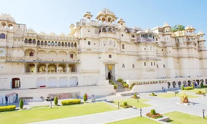 Golden Triangle Tour with Udaipur