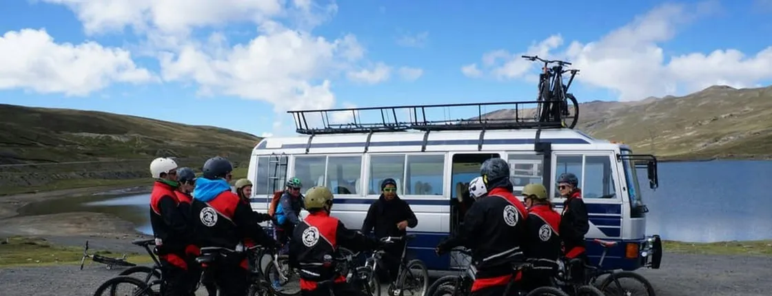 Death Road mountain bike adventure from La Paz