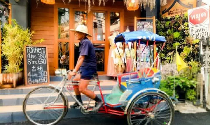 4 Hour Rent & Ride Package - Chut Thai Rental with Rickshaw (for 2 persons)