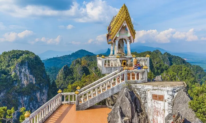 Charming Krabi Walking Tour: Explore Cultural Gems with Family