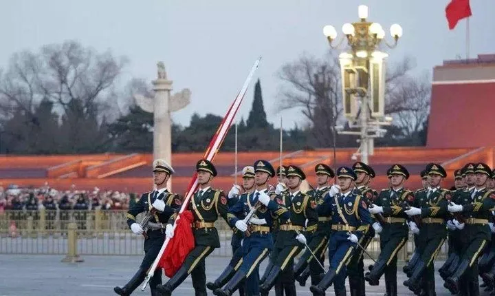 Private Beijing Night Walking Tour with Flag Lowering Ceremony at Tiananmen Square