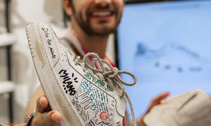 Create the sneaker of your dreams in Florence