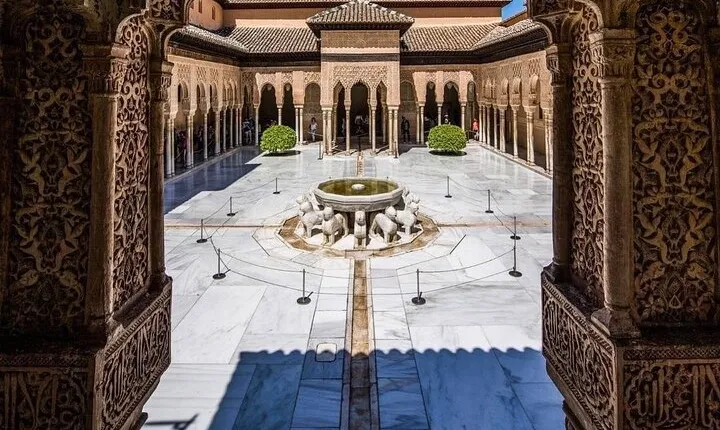 Private Tour to The Alhambra and Generalife from Motril port