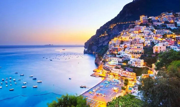Fullday Amalfi Coast with Positano and Emerald Grotto from Rome