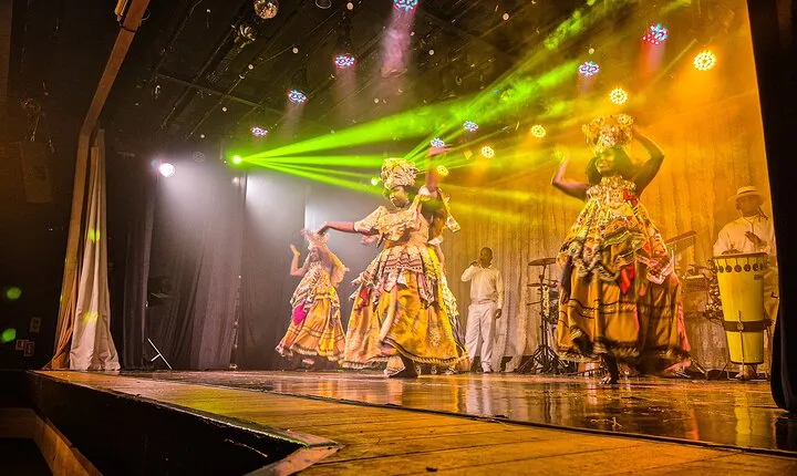 Ginga Tropical Show - Brazilian Rhythms 