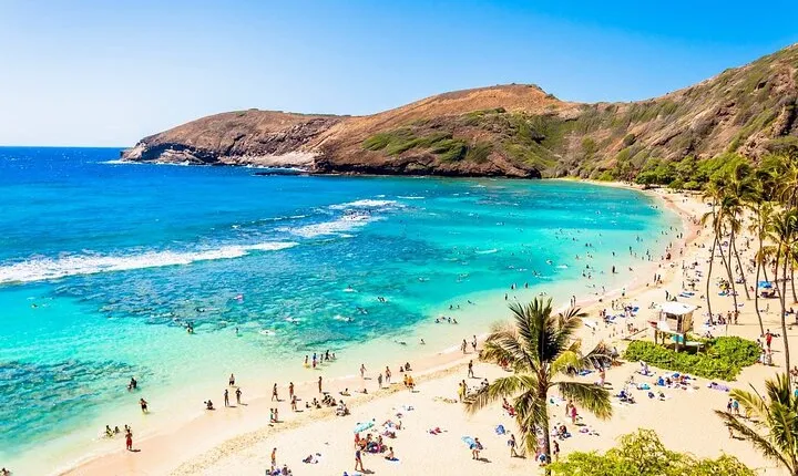 Hanauma Bay Experience with Admission Ticket and Equipment 
