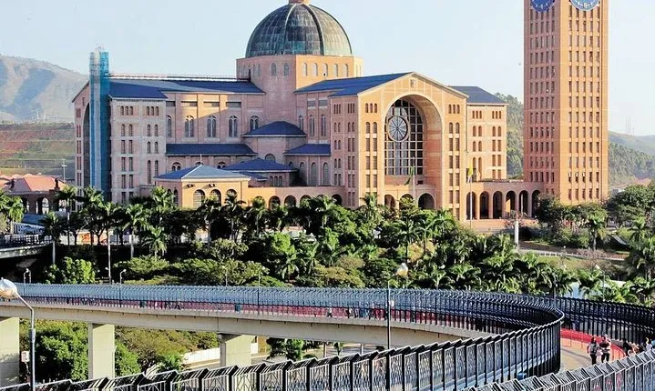 Cultural and Religious Tour - Aparecida Catholic Temple Tour from São Paulo