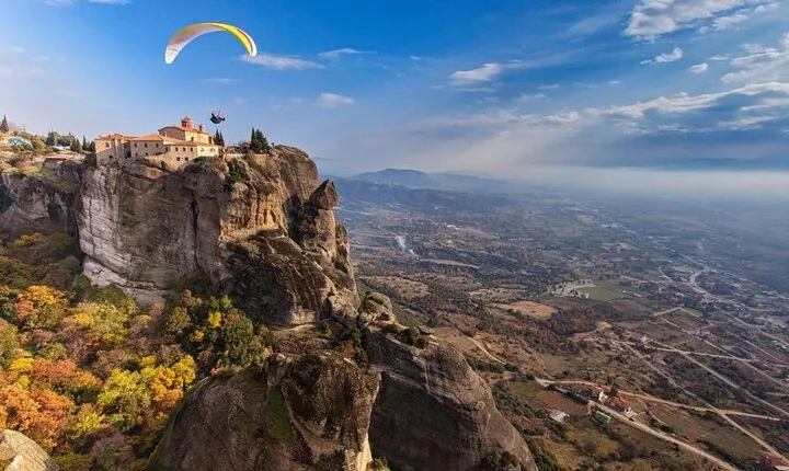 Meteora Motorized or Footlaunch Flight Experience