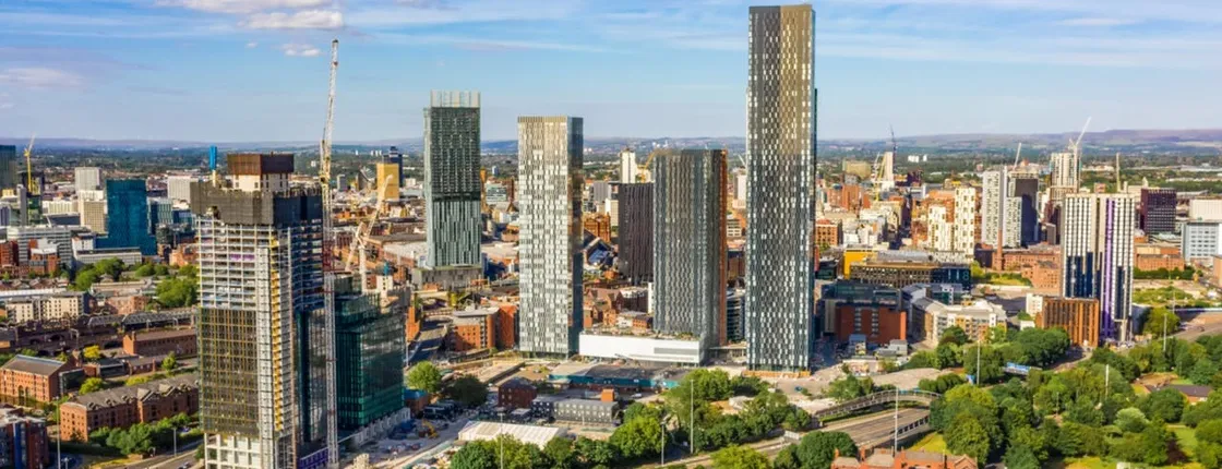 Tour the highlights of Manchester with a city exploration game