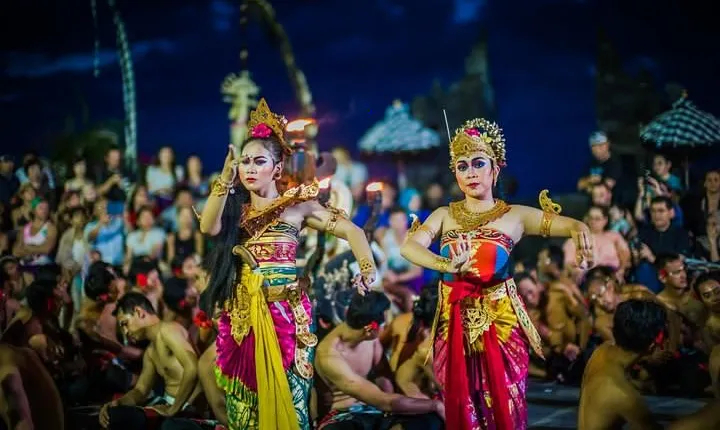 Utterly Uluwatu