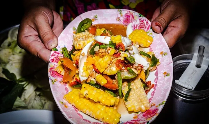 Northern Flavours Chiang Mai Food Tour with 15+ Tastings
