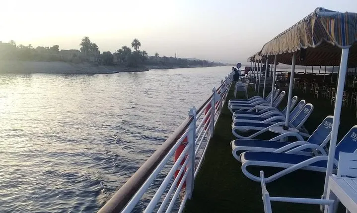 4 Days Nile Cruise luxor.Aswan.abu simbel with sleeping Train Tickets from Cairo