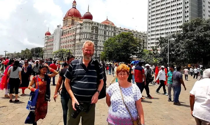 Full day city tour of Mumbai with guide & lunch