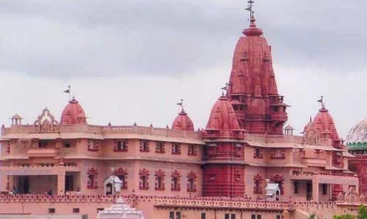 Krishna Janambhoomi & Holy Goverdhan Parikrama from Delhi