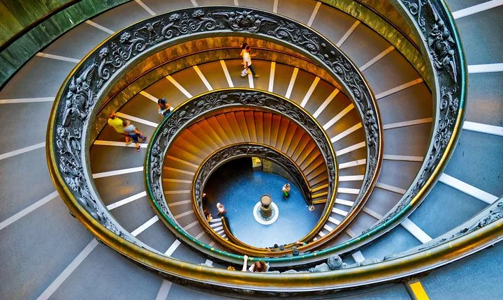 VIP Small-Group Vatican Early Morning Guided Tour