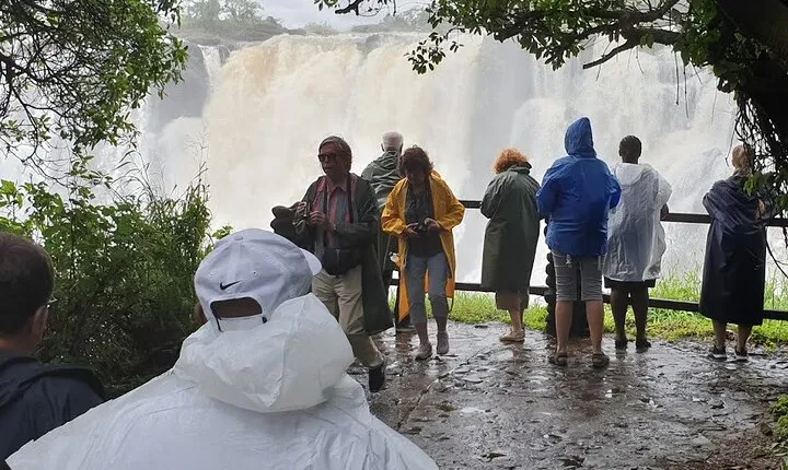 Victoria Falls Day Trip (Zambia & Zimbabwe) Combined Guided Tour Experience