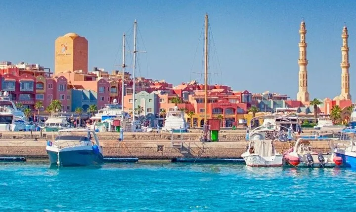 Private City Tour with Catamaran & Parasailing - Hurghada