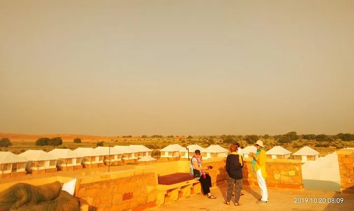 camel safari with night stay in the desert,