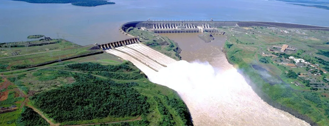 Itaipu guided excursion with Wild Animals Eco-retreat and Ecomuseum