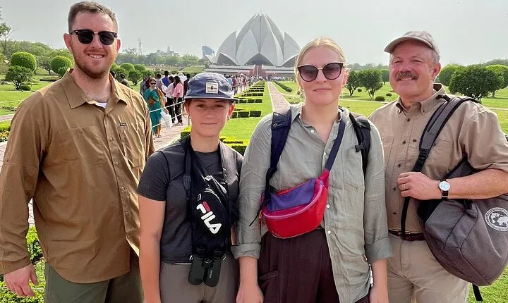 Full Day 8 Hours Old and New Delhi City Tour.