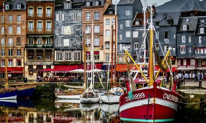 Private Normandy Live guided Rouen, Honfleur, Deauville Trip