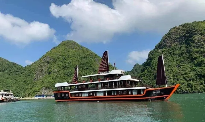 Cozy Boutique Cruise - Lan Ha Bay & Cat Ba Island Explorer 3 Days