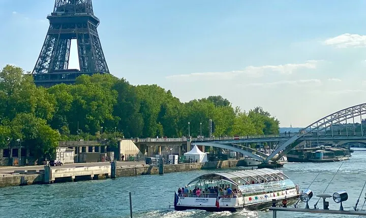Private Eiffel Tower Summit and Seine River Discovery Tour