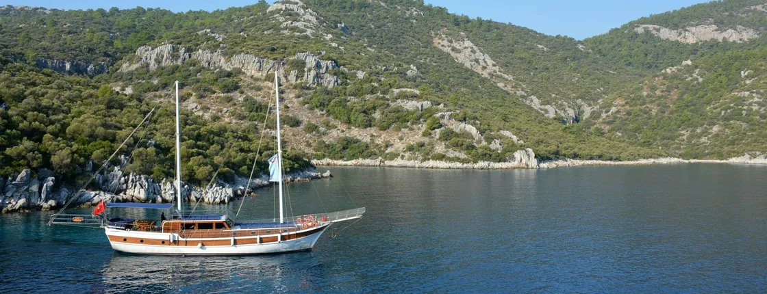 Marmaris adults-only boat cruise with lunch