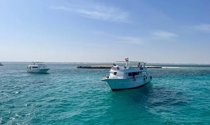 Eden Island Full Day Boat Trip With Lunch from Hurghada