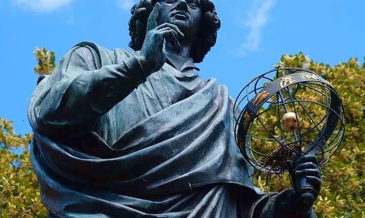 Walking Tour of the medieval Toruń