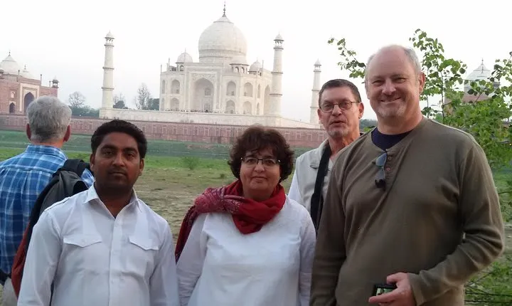  Taj Mahal Tour from Delhi – Same Day Agra Visit by car