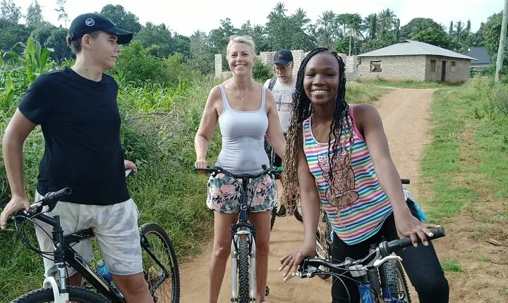 Half-Day Scenic Bike Tour