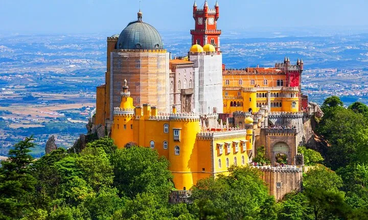 Pena Palace in Sintra, Cascais, Estoril Private Tour from Lisbon