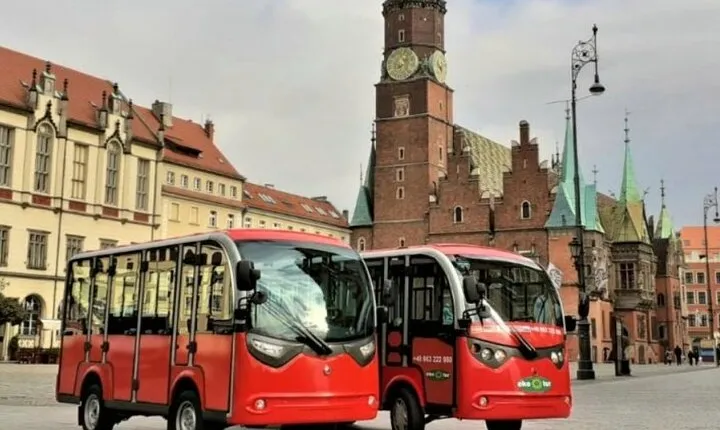 Wroclaw tour with e-bus, 2 h (English guide) group 1-4 people.