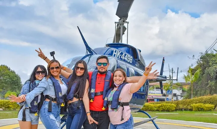 Amazing Private Guatape Tour + Boat Ride + Helicopter & Rock