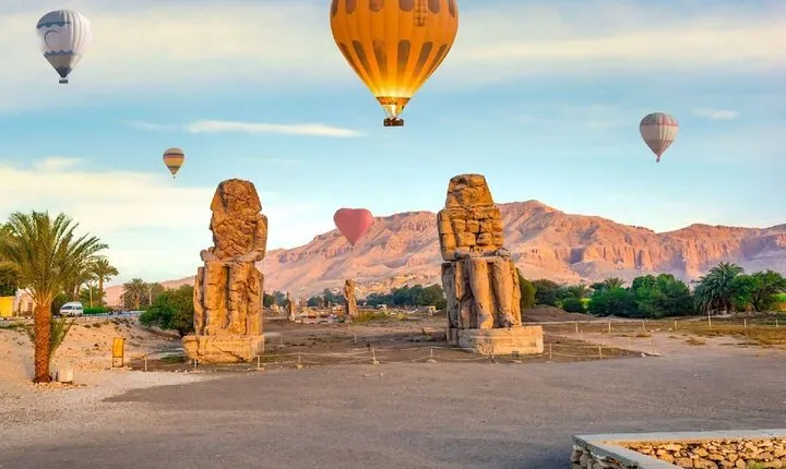 Private Day Tour to Luxor With Hot Air Balloon from Hurghada