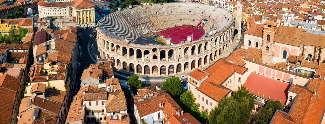 Full-day private tour of Verona