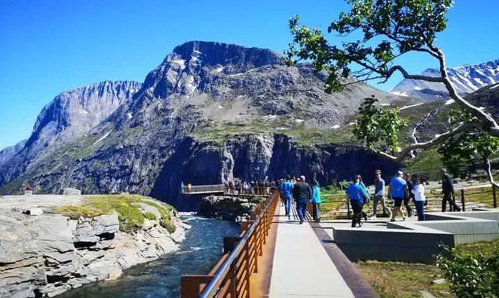 Trollstigen Highlights Adventure Tour in First Class from Alesund